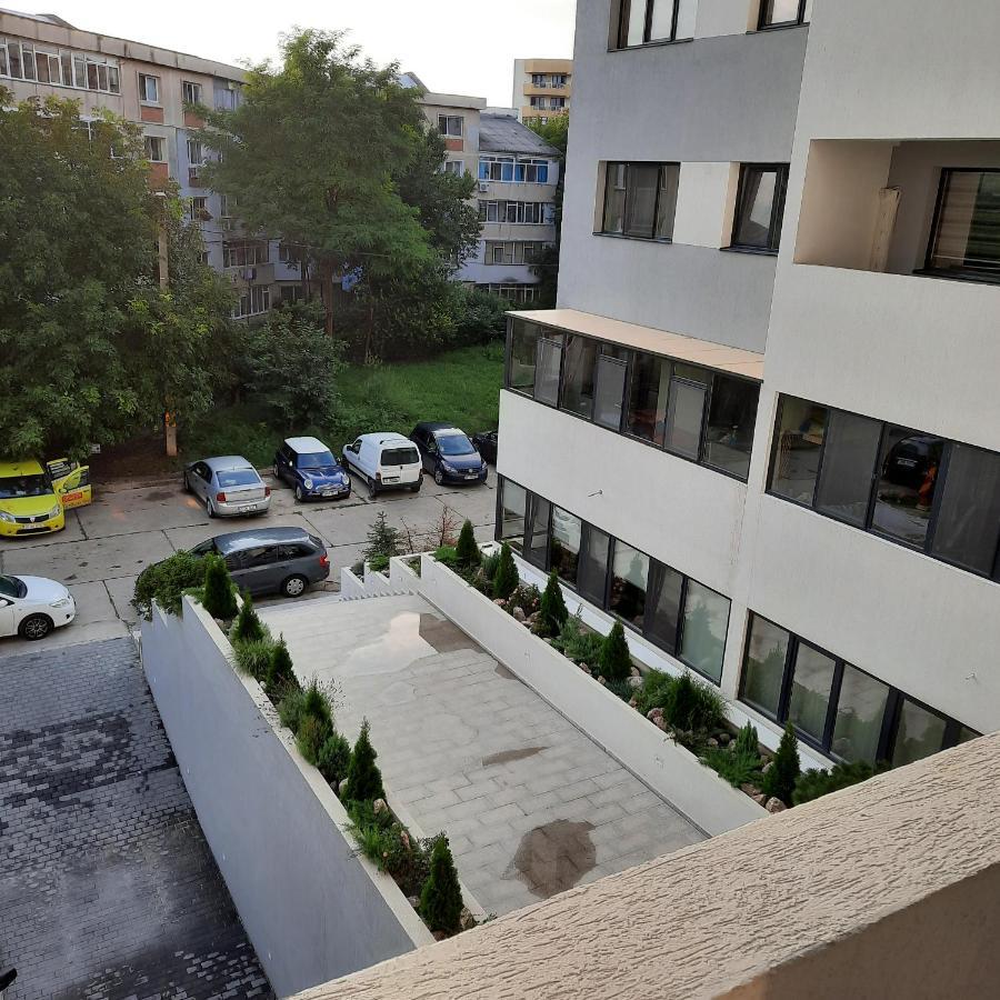 Studio Adela Apartment Iasi Bagian luar foto